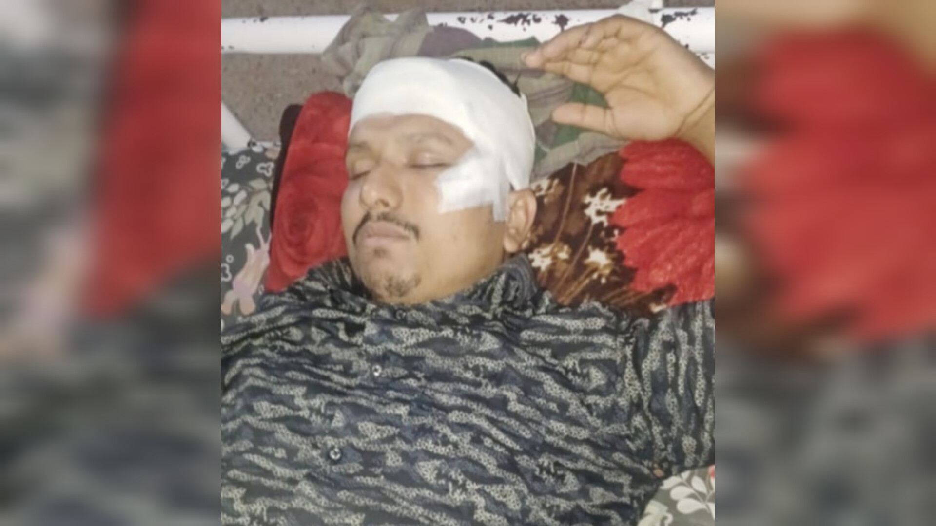 সাতকানিয়ায় সাবেক ইউপি মেম্বার মোরশেদ উপর সন্ত্রাসী হামলা 