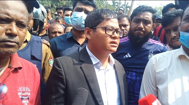 নোটিশ ছাড়াই রেলওয়ের ভুমিতে উচ্ছেদ চেষ্টার অভিযোগ